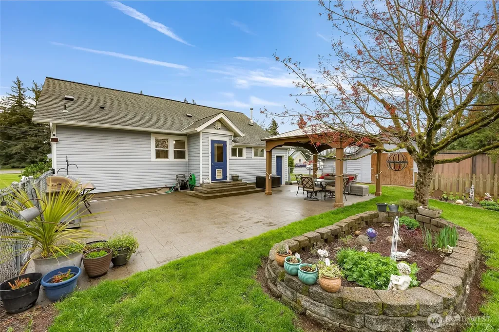 6981 Hannegan Road Lynden WA 98264