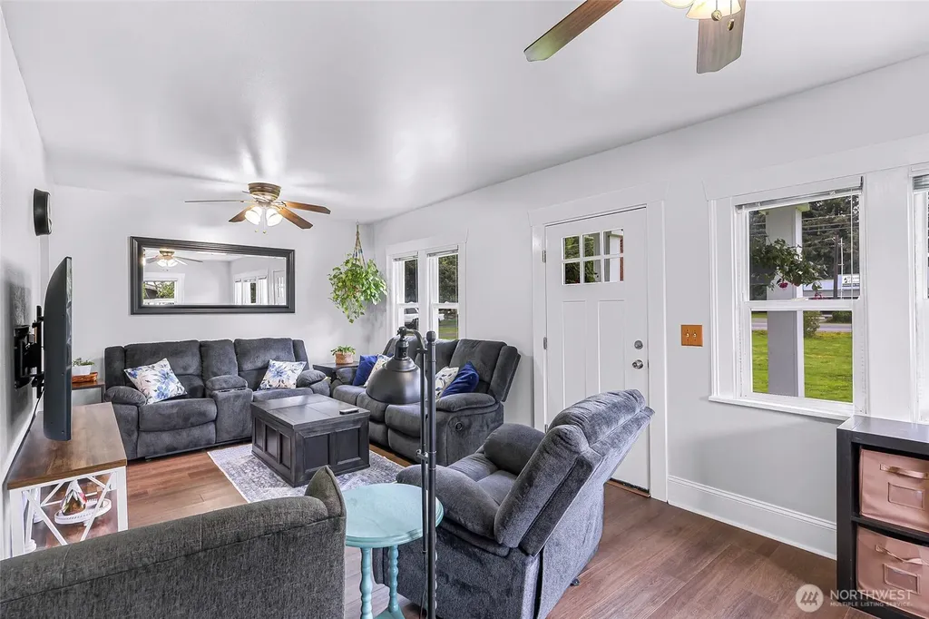 6981 Hannegan Road Lynden WA 98264