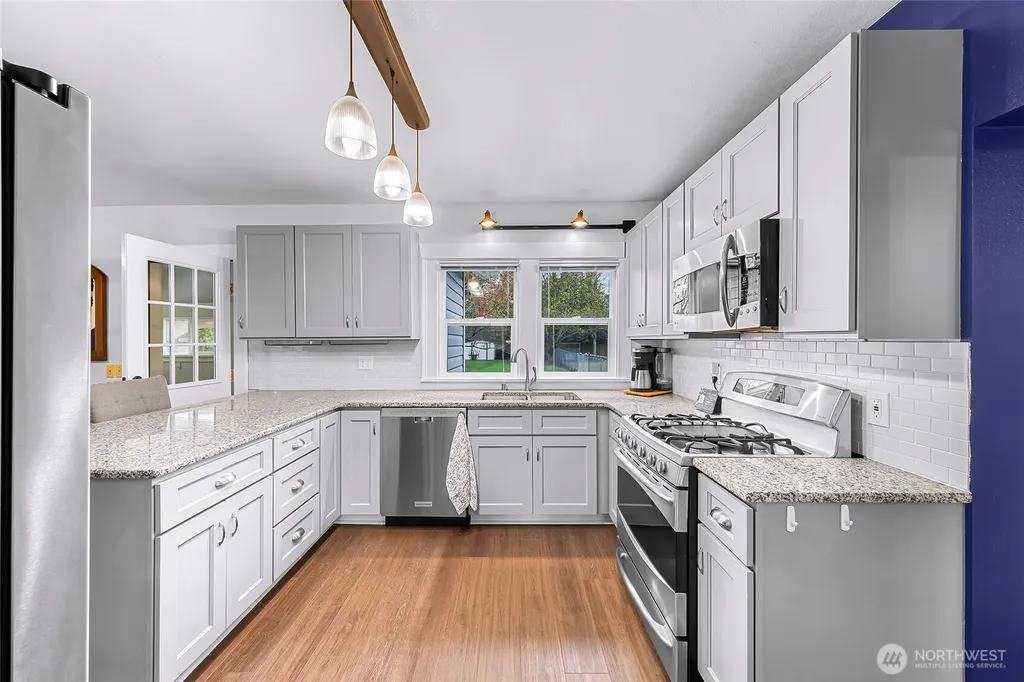 6981 Hannegan Road Lynden WA 98264
