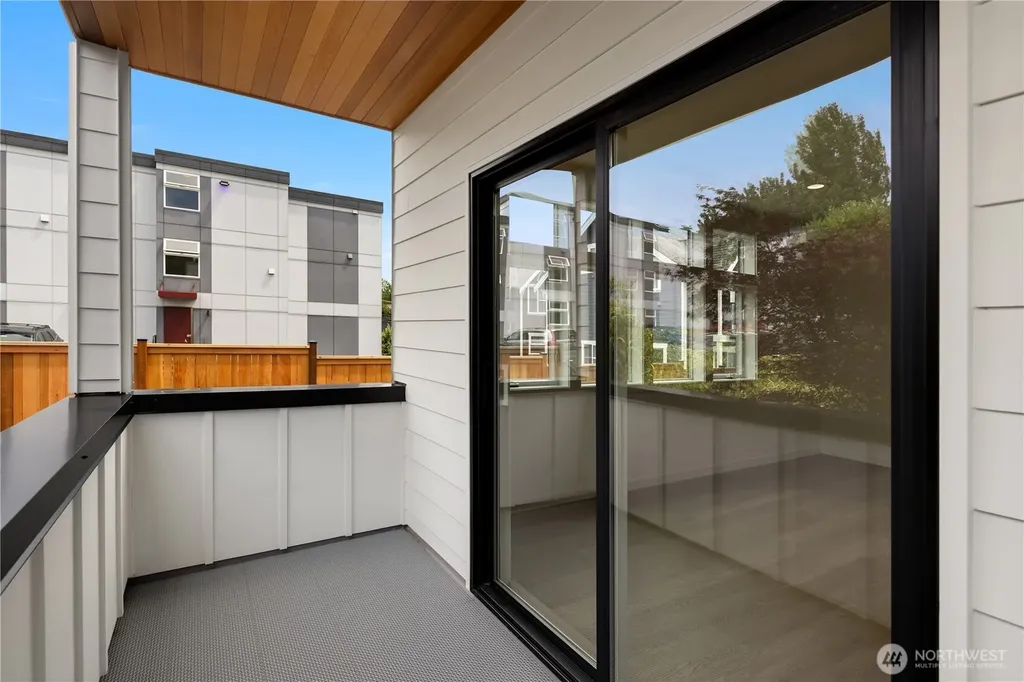3638 Greenwood Avenue N Seattle WA 98103