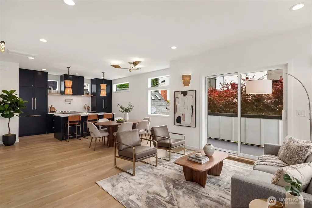 3638 Greenwood Avenue N Seattle WA 98103