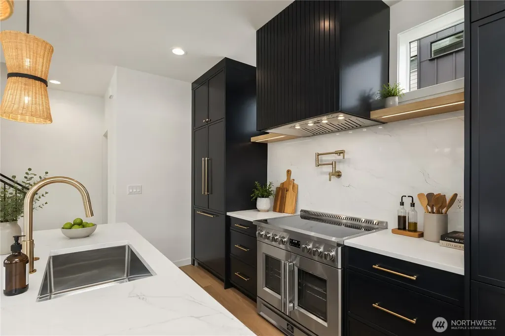 3638 Greenwood Avenue N Seattle WA 98103