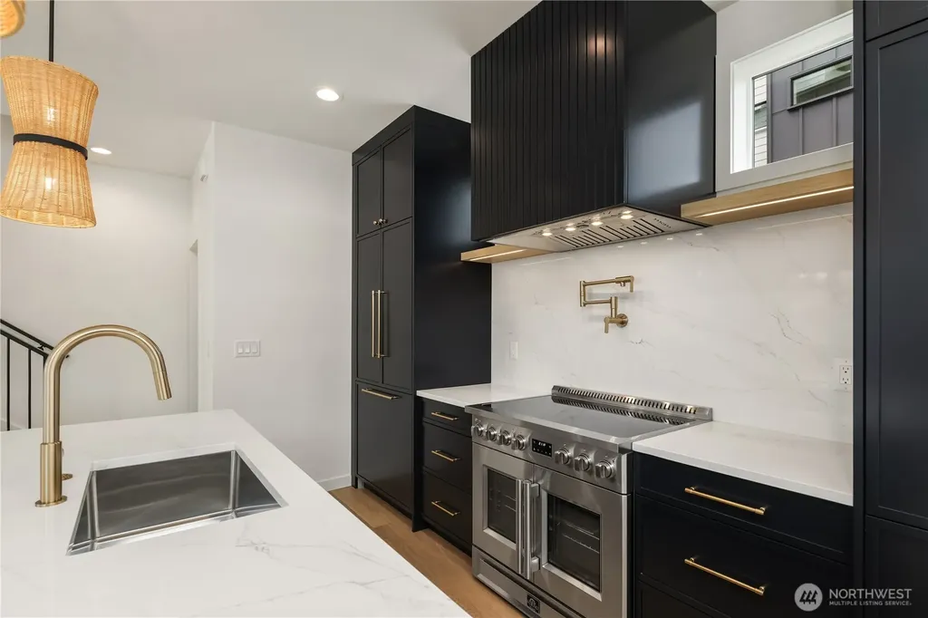 3638 Greenwood Avenue N Seattle WA 98103