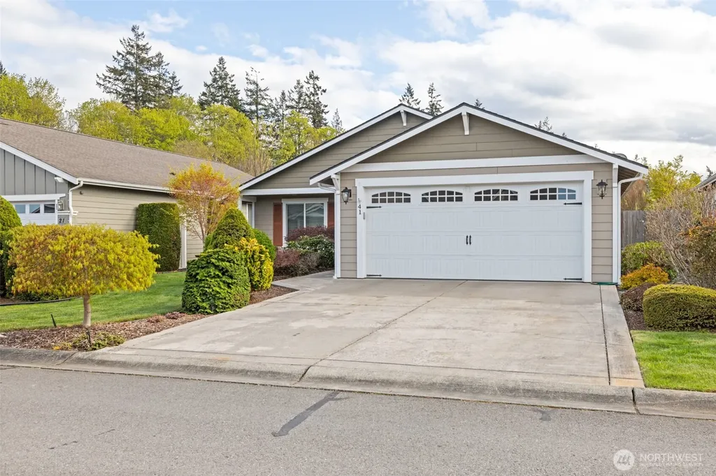 41 W Lobelia Drive Sequim WA 98382