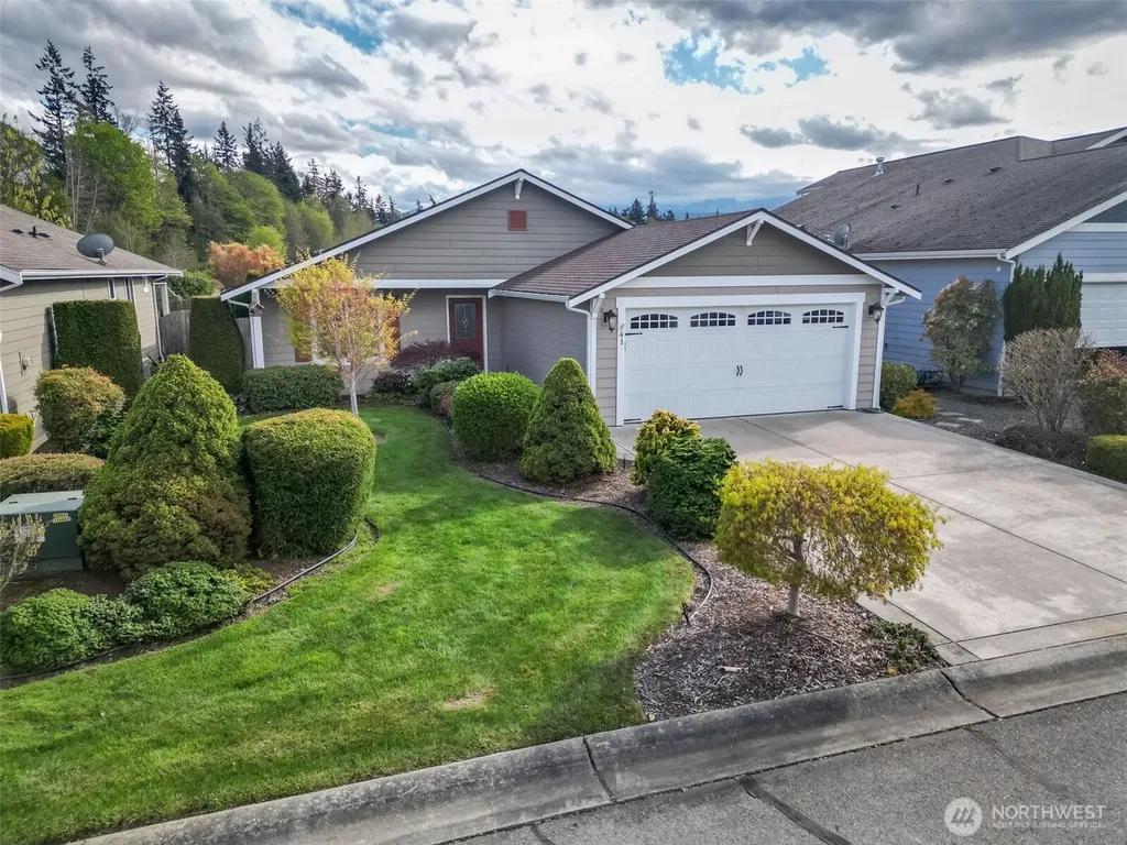 41 W Lobelia Drive Sequim WA 98382
