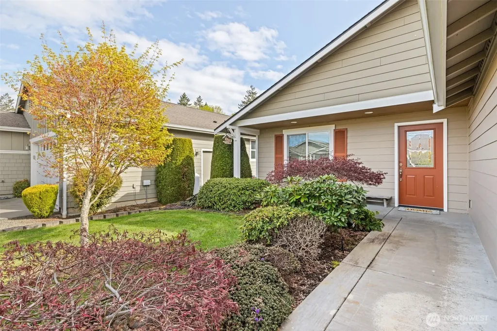 41 W Lobelia Drive Sequim WA 98382