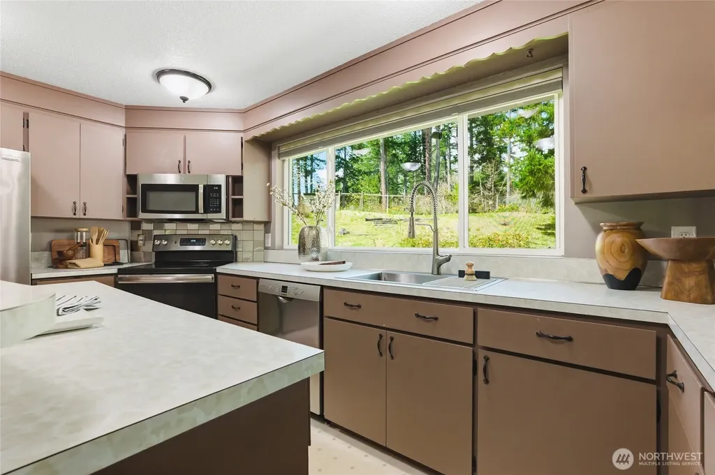 3719 260th Street E Spanaway WA 98387