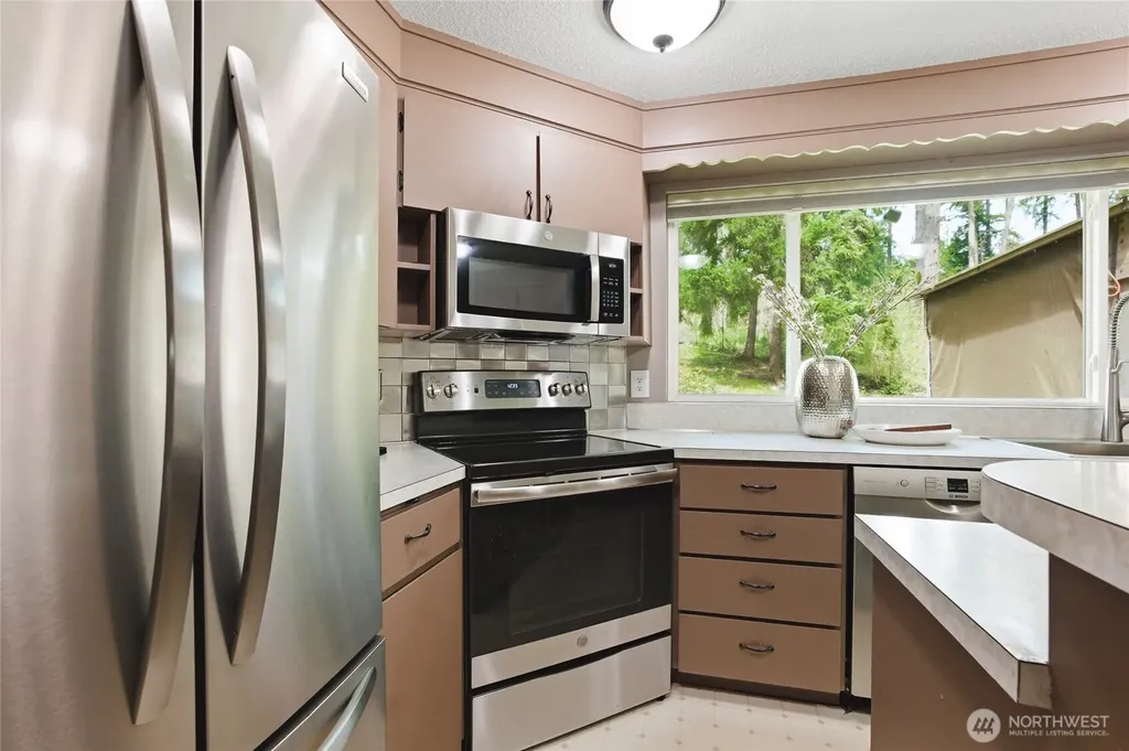 3719 260th Street E Spanaway WA 98387
