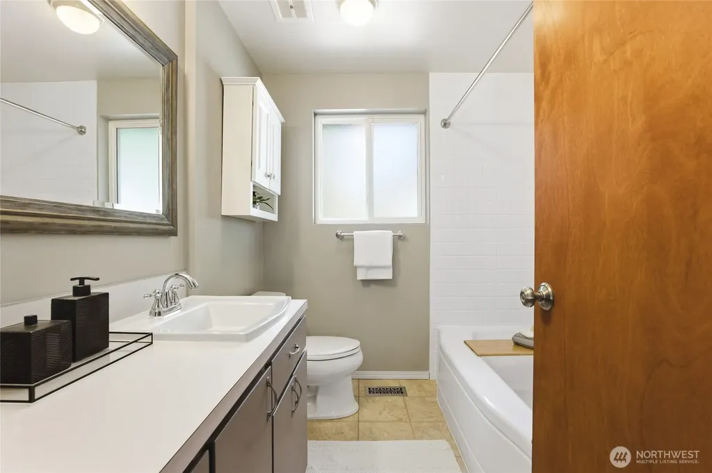 3719 260th Street E Spanaway WA 98387