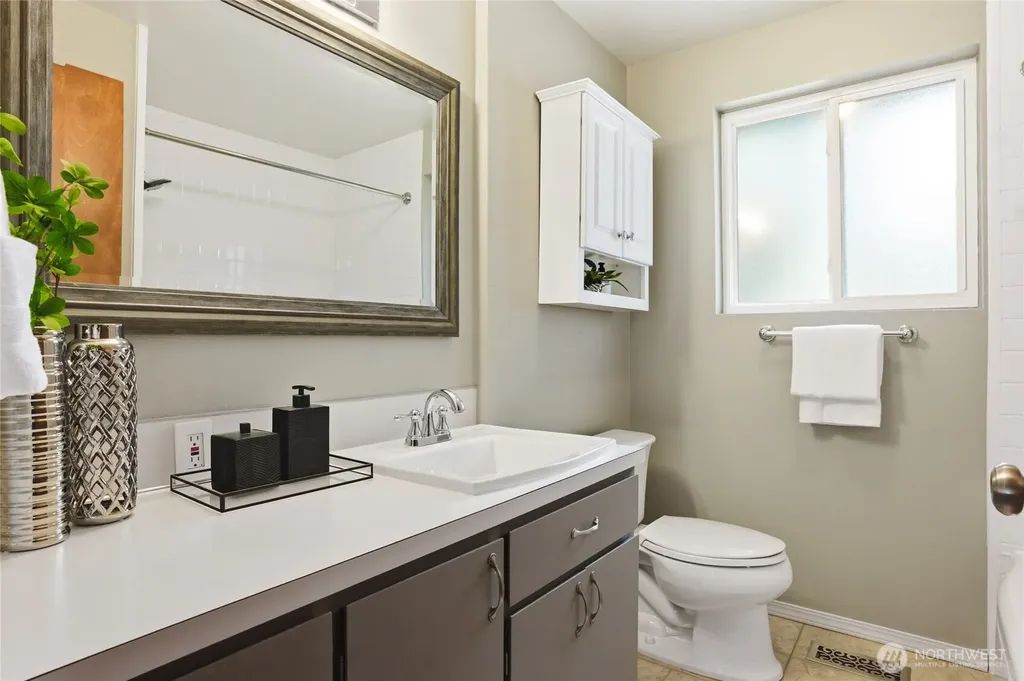 3719 260th Street E Spanaway WA 98387