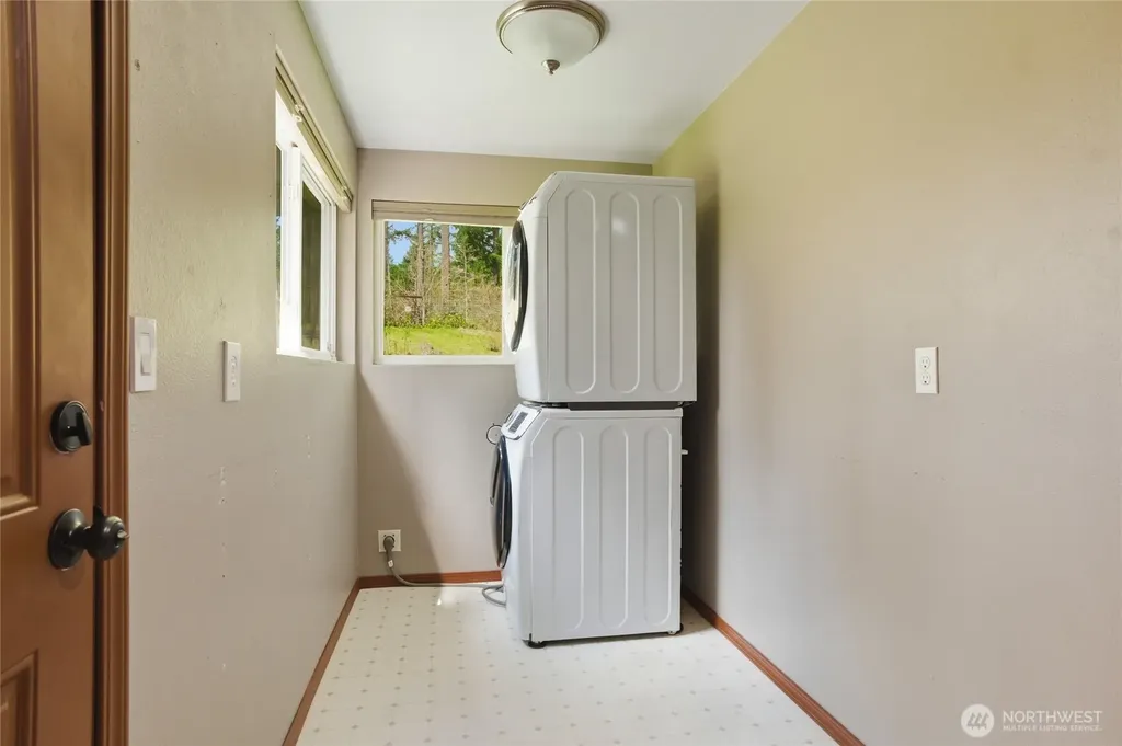 3719 260th Street E Spanaway WA 98387