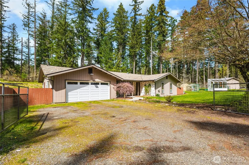 3719 260th Street E Spanaway WA 98387