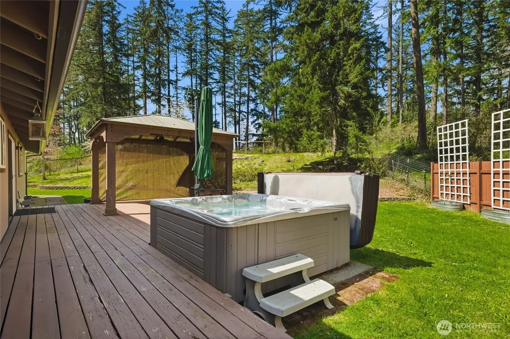 3719 260th Street E Spanaway WA 98387