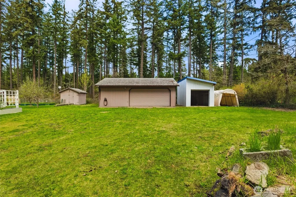 3719 260th Street E Spanaway WA 98387
