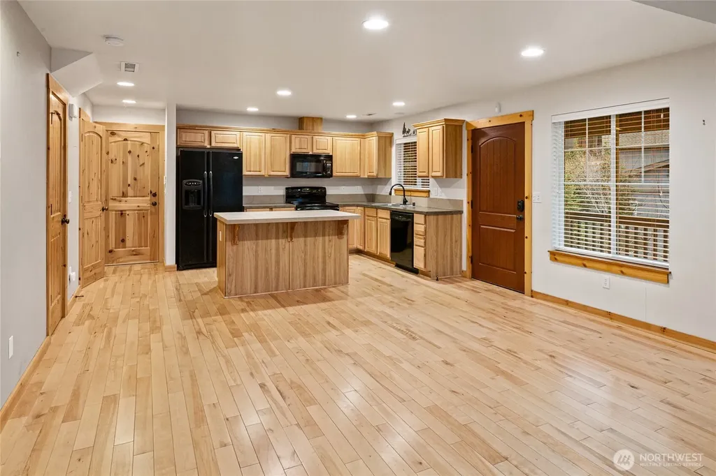 231 Clearwater Loop Ronald WA 98940