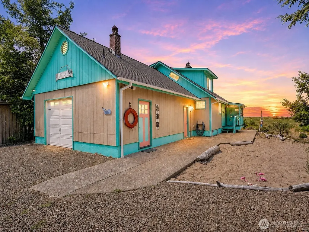 15217 Pacific Way Long Beach WA 98631