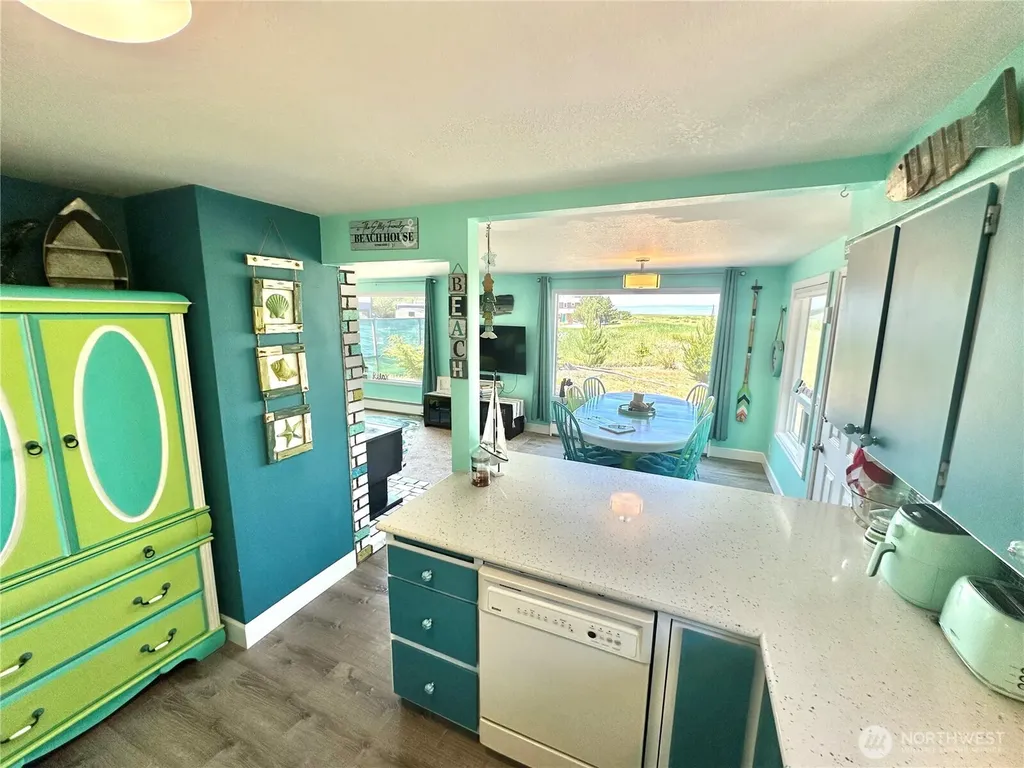 15217 Pacific Way Long Beach WA 98631
