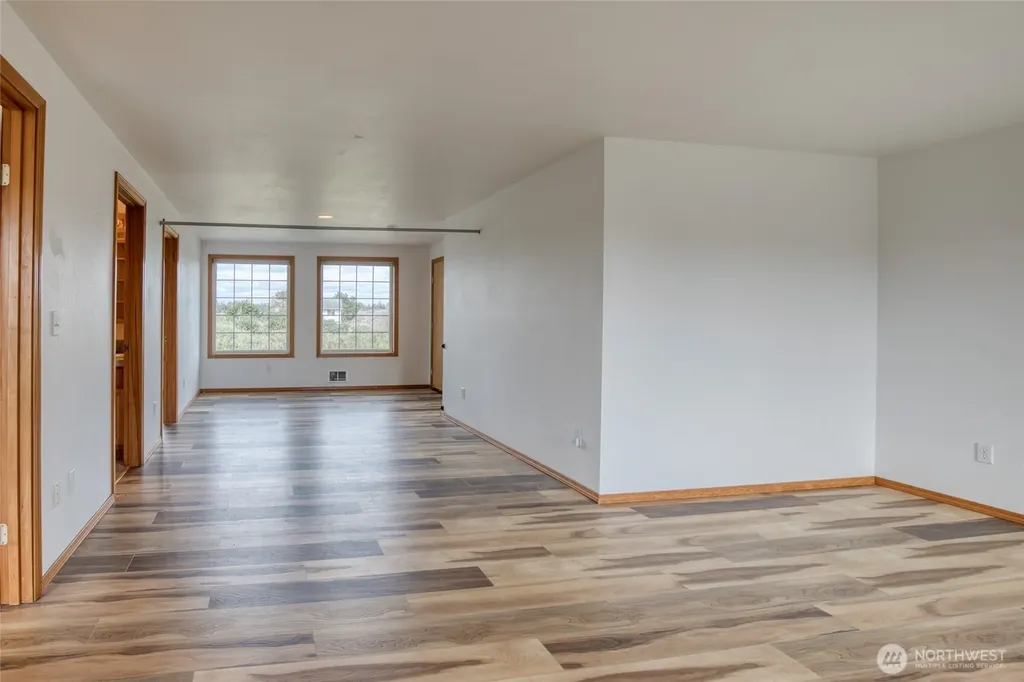 171 Marine View Drive SE Ocean Shores WA 98569