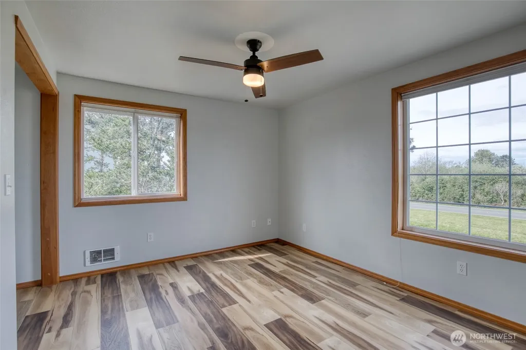171 Marine View Drive SE Ocean Shores WA 98569