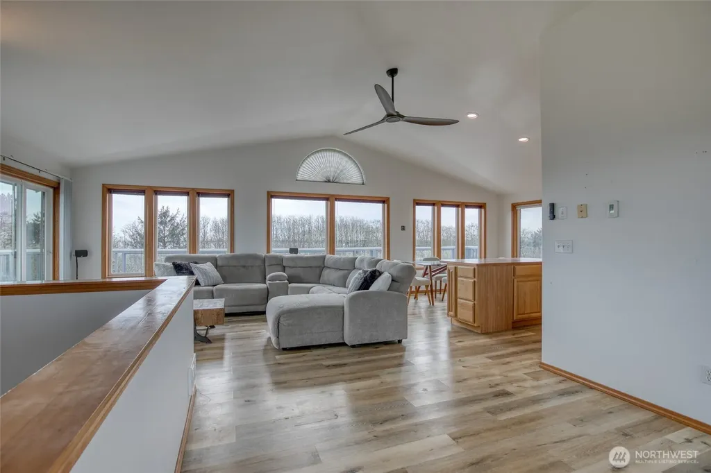 171 Marine View Drive SE Ocean Shores WA 98569