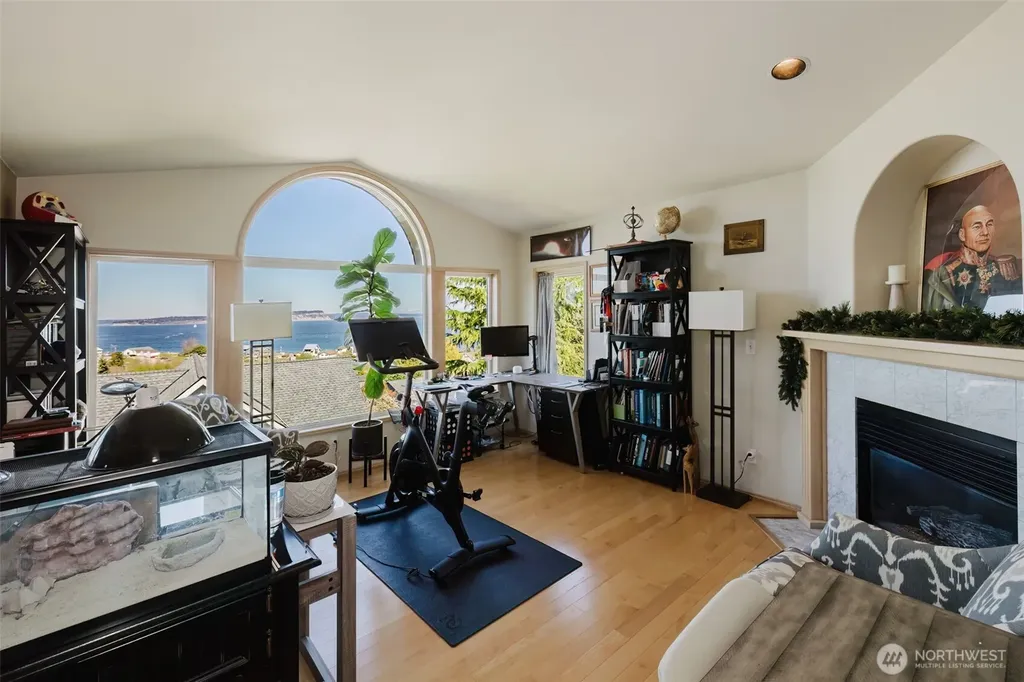 7609 NE Bruce Lane Hansville WA 98340