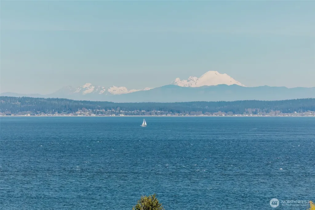 7609 NE Bruce Lane Hansville WA 98340