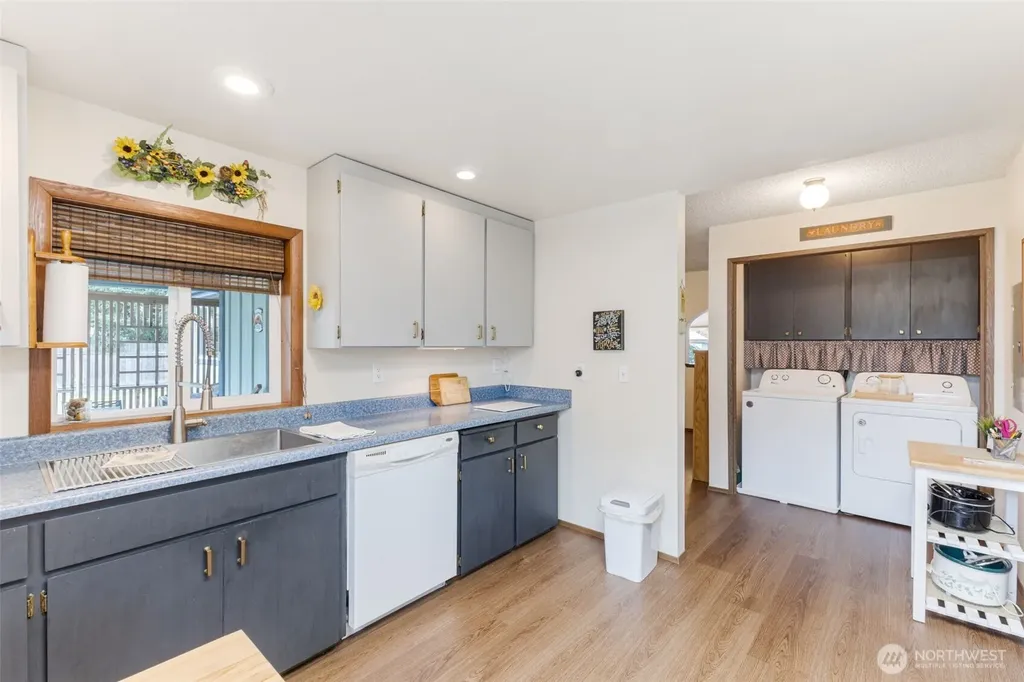 15120 Elm Street E Sumner WA 98390