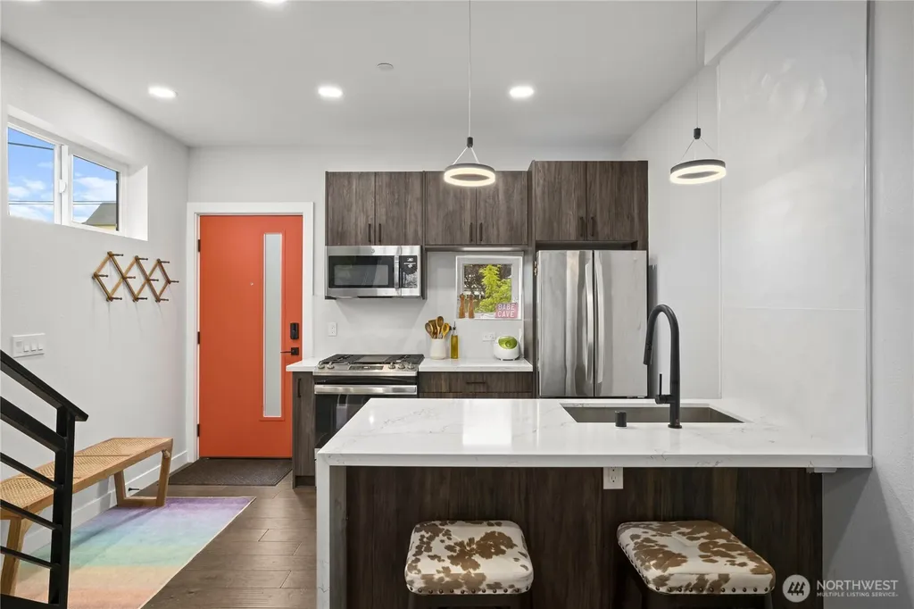 2318 15th Avenue S Seattle WA 98144