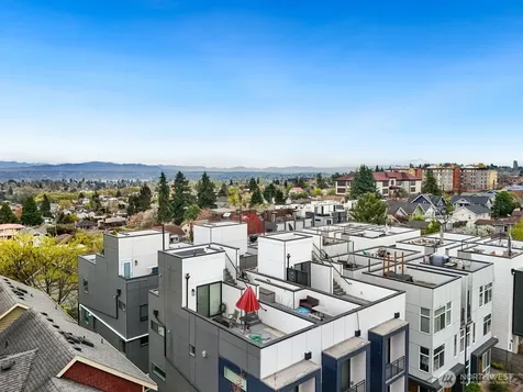 2318 15th Avenue S Seattle WA 98144