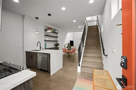 2318 15th Avenue S Seattle WA 98144