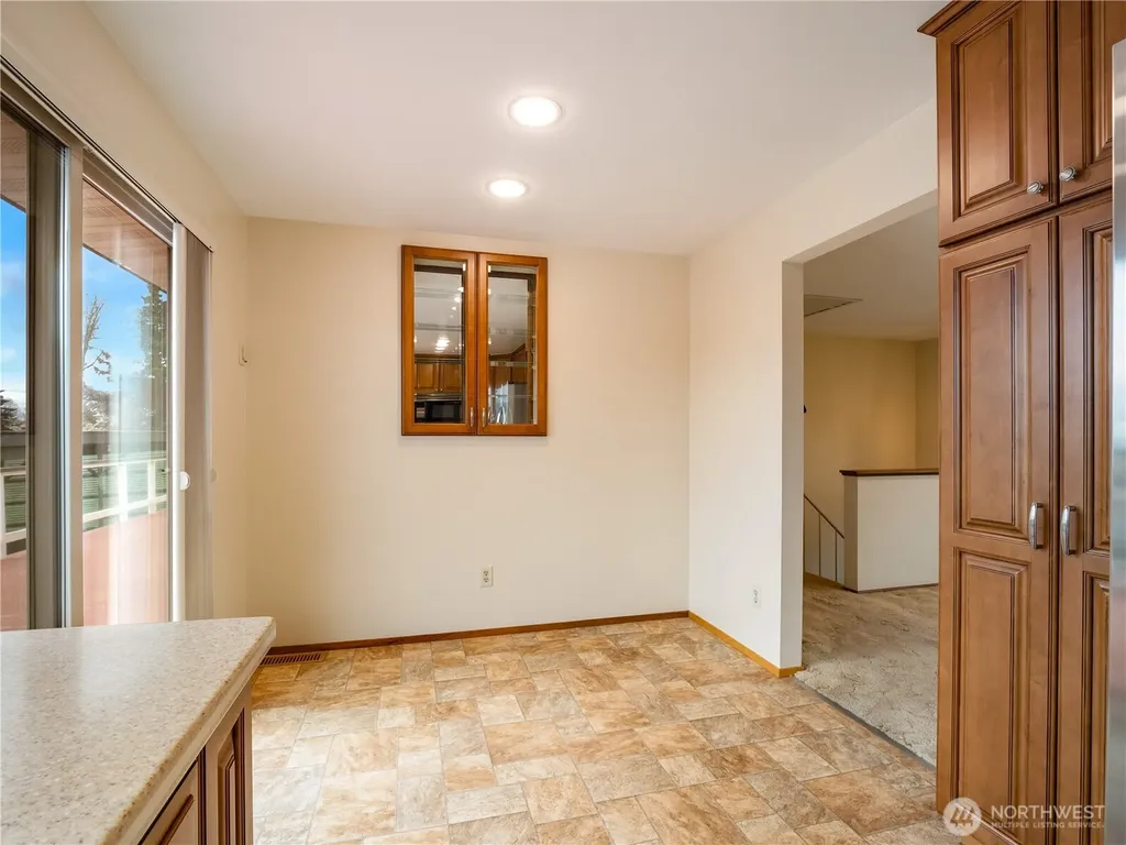 16526 116th Place SE Renton WA 98058