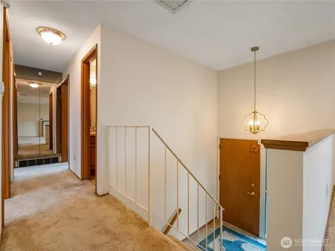 16526 116th Place SE Renton WA 98058