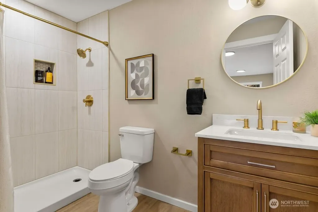 8408 Dalton Drive SW Lakewood WA 98498
