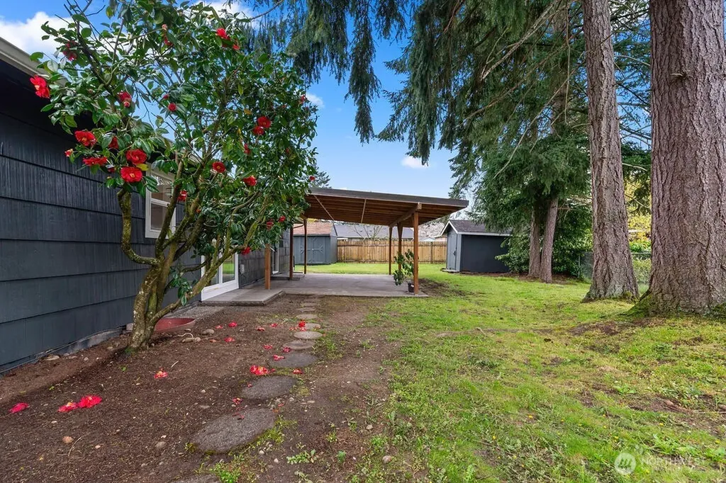 8408 Dalton Drive SW Lakewood WA 98498