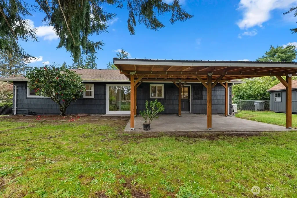 8408 Dalton Drive SW Lakewood WA 98498