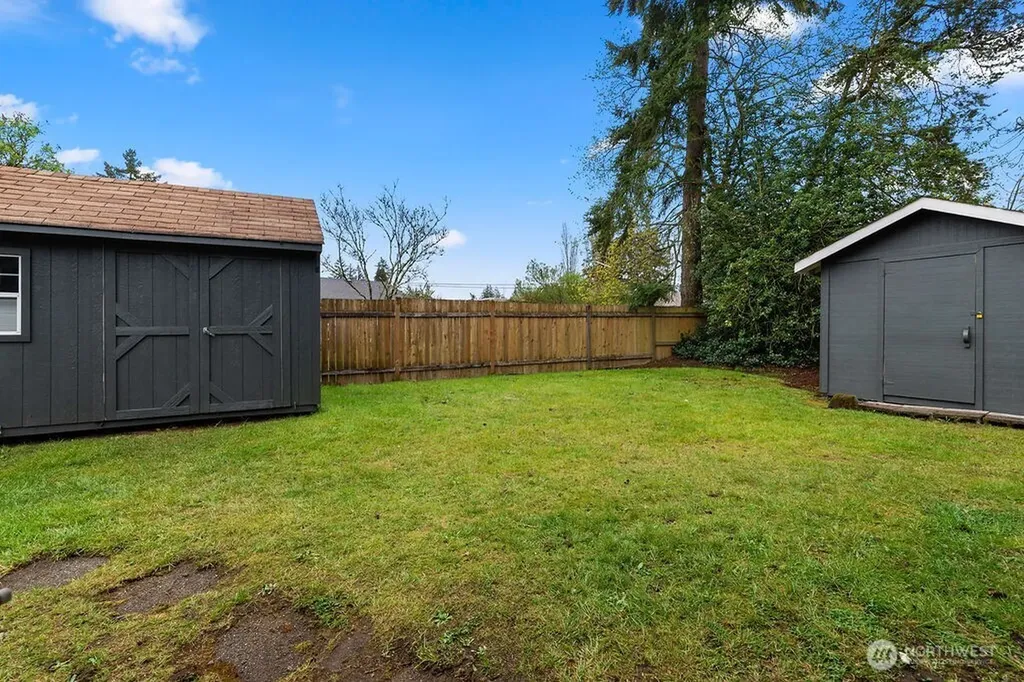 8408 Dalton Drive SW Lakewood WA 98498