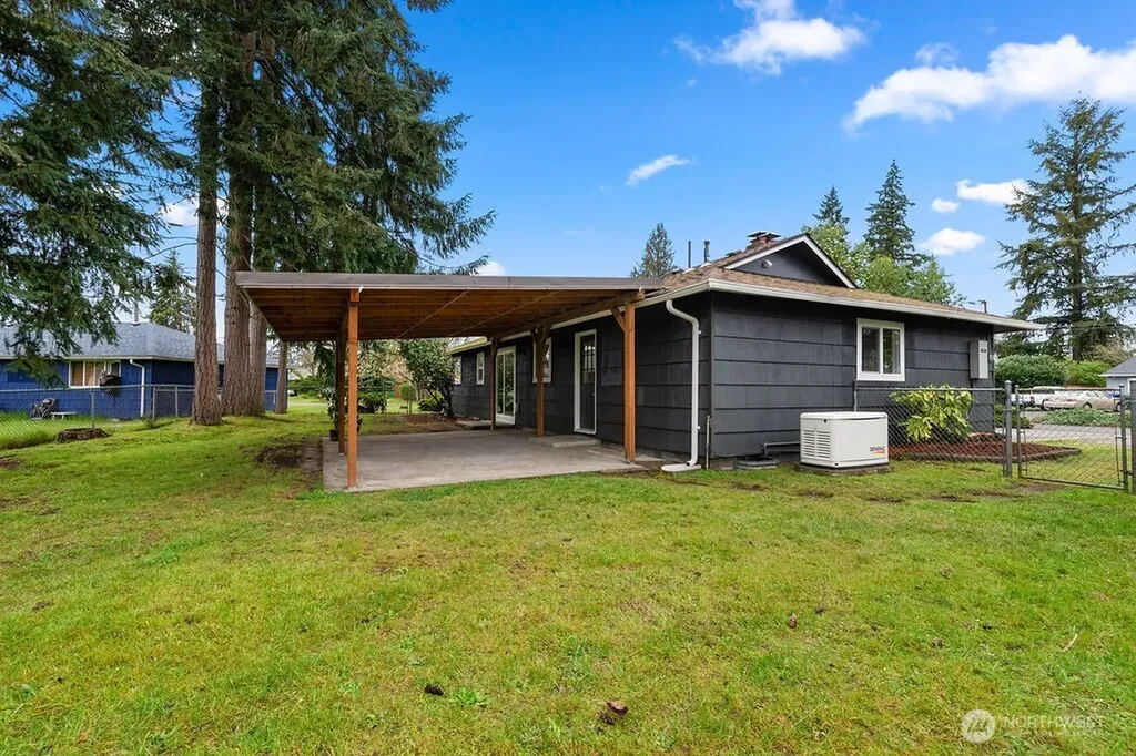 8408 Dalton Drive SW Lakewood WA 98498