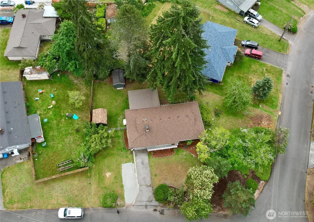 8408 Dalton Drive SW Lakewood WA 98498