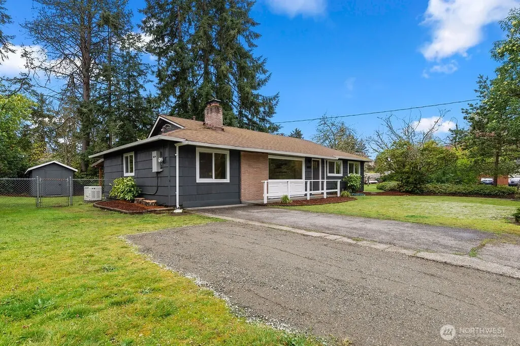8408 Dalton Drive SW Lakewood WA 98498