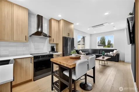 8647 18th Avenue SW Seattle WA 98106