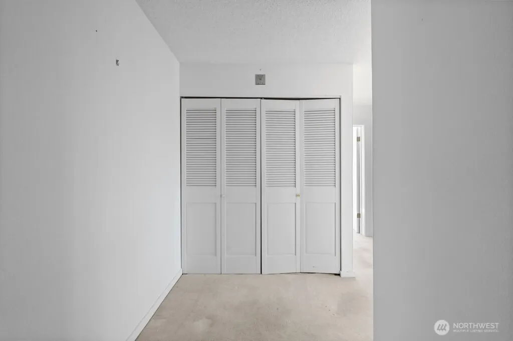 5025 California Avenue SW Seattle WA 98136