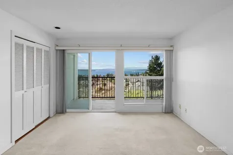 5025 California Avenue SW Seattle WA 98136