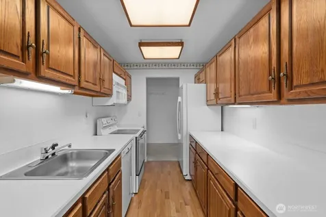 5025 California Avenue SW Seattle WA 98136