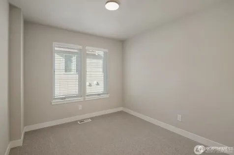 6611 S 128th Street Seattle WA 98178