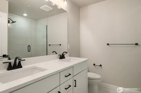 6611 S 128th Street Seattle WA 98178