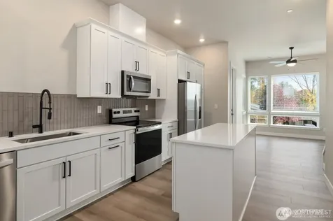6611 S 128th Street Seattle WA 98178