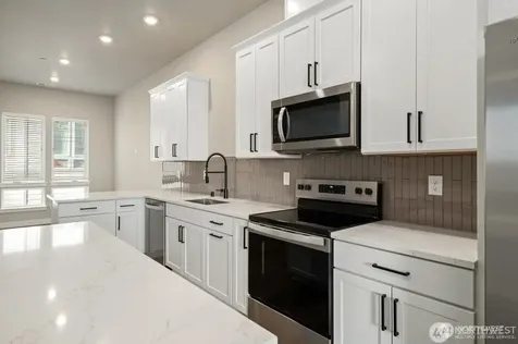 6611 S 128th Street Seattle WA 98178