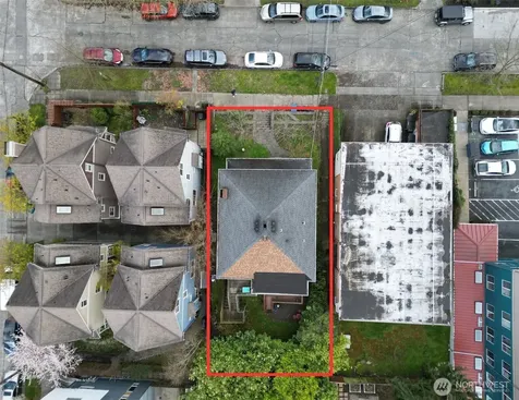 807 49th Street Seattle WA 98103