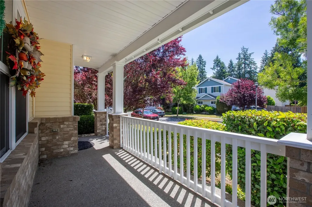 1242 Griggs Dupont WA 98327
