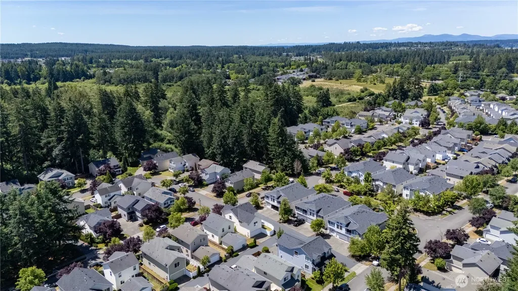 1242 Griggs Dupont WA 98327